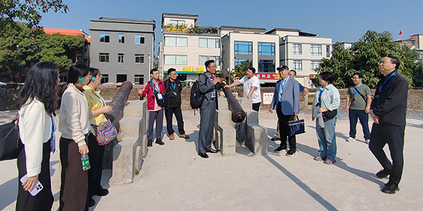 河北某学院思政课教师穗珠深研修 见证改革成就勇担时代使命